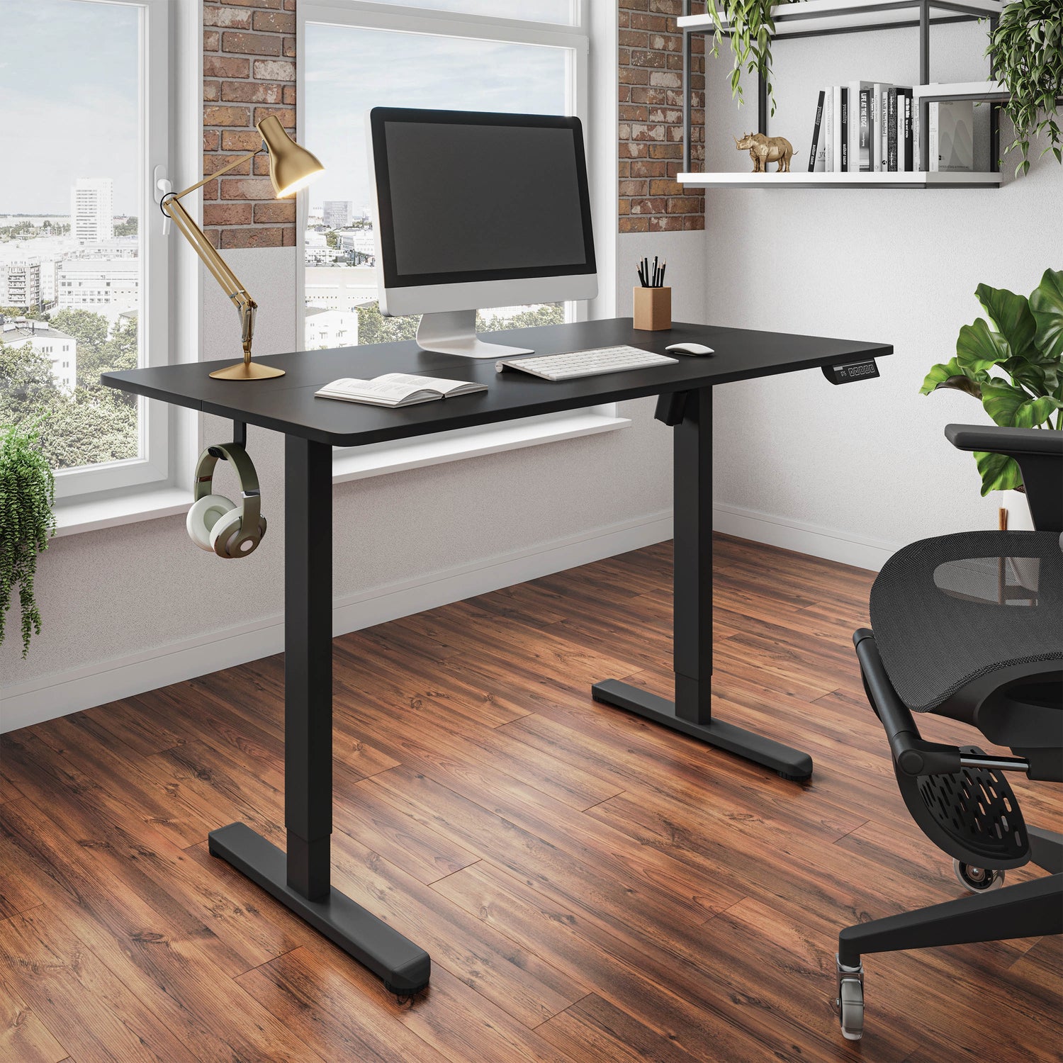 Electric Standing Desk, Height Adjustable Sit-to-Stand Desk with 3 Memory Presets and Dual Accessory Hooks